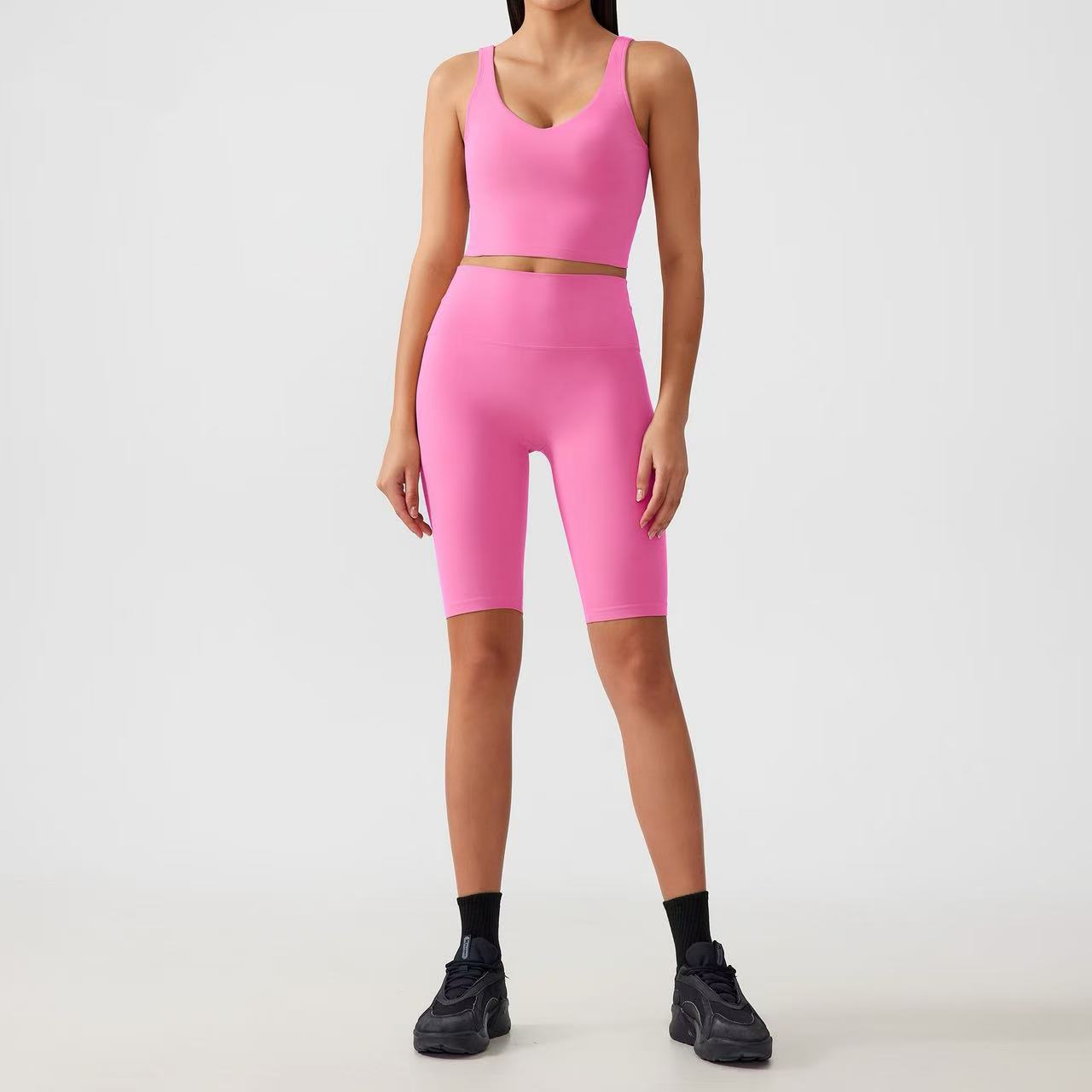 athletic wear manufacturers