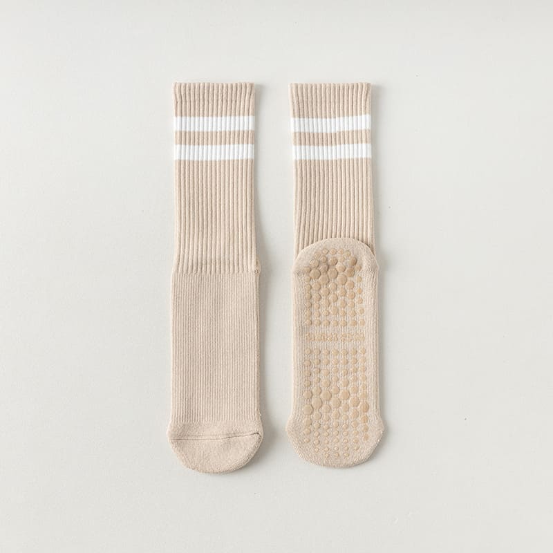 Wholesale Custom Logo Socks
