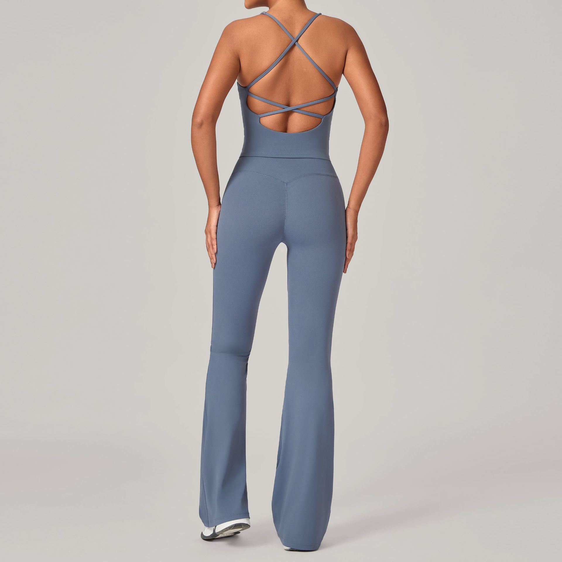 workout clothes manufacturer