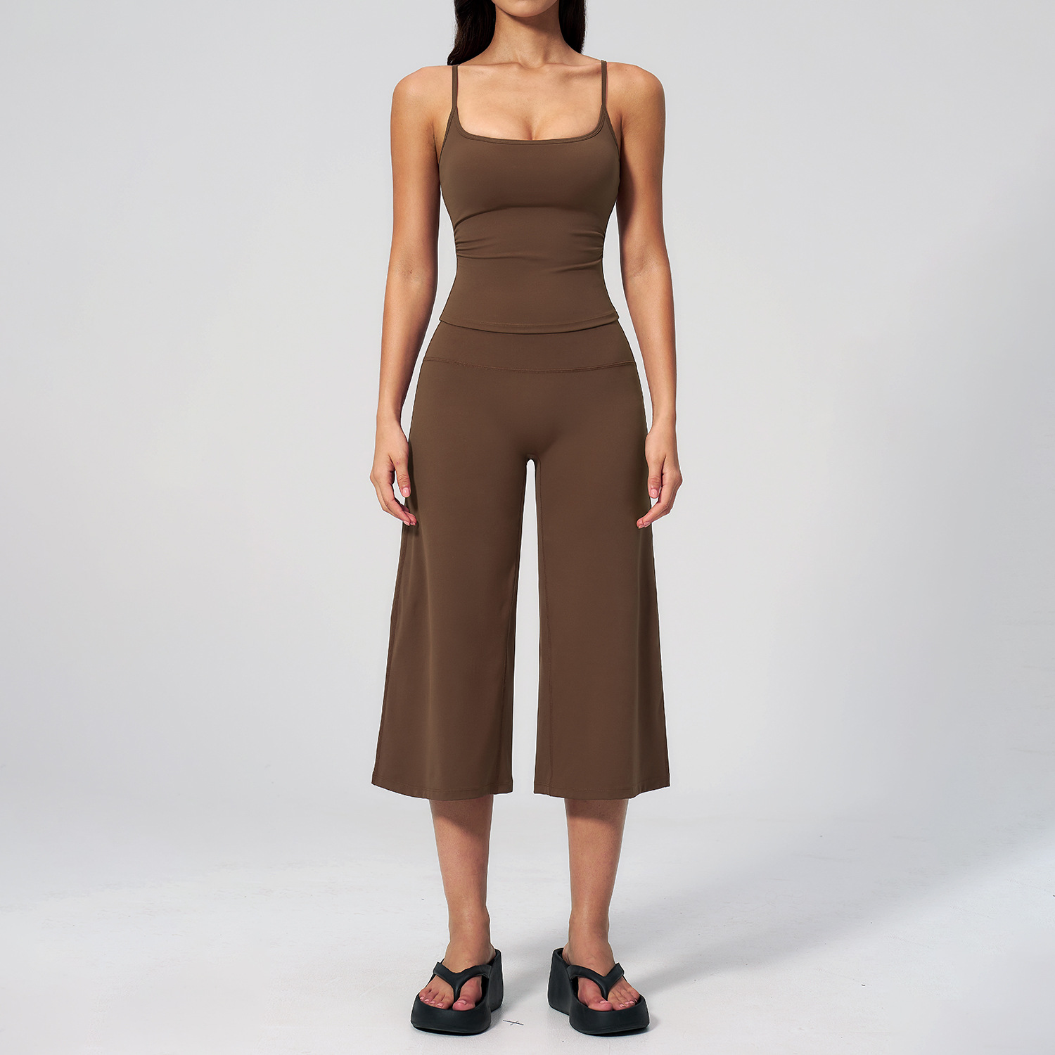 workout clothes manufacturer