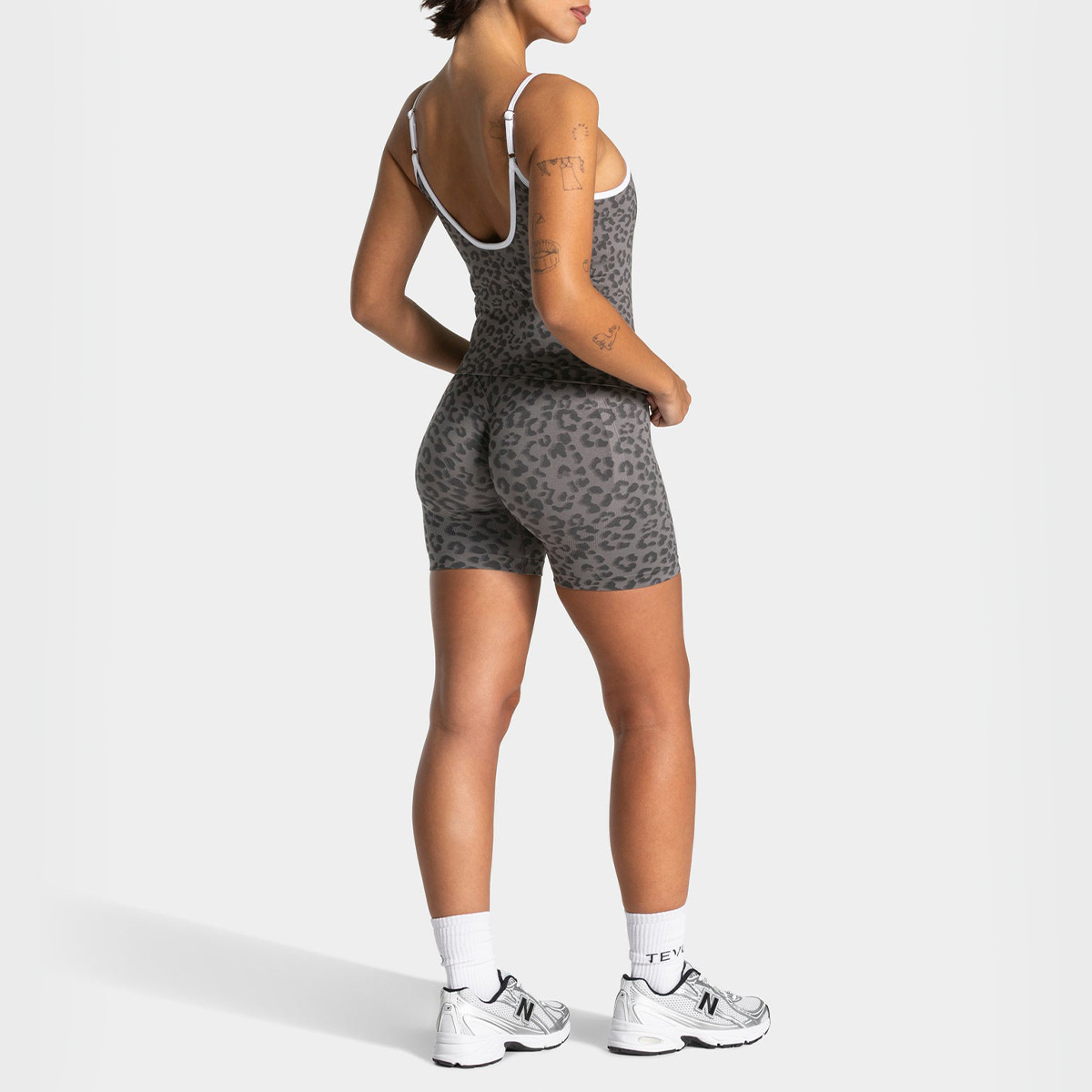 yoga clothing manufacturer